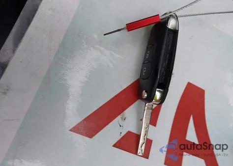 2025 Ford Maverick Xl z USA, uszkodzony, nr VIN 3FTTW8B32SRB27885